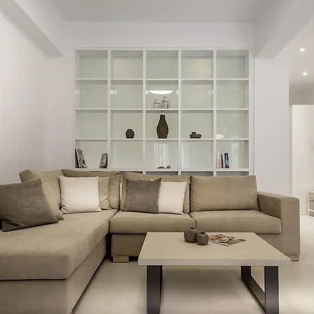 Acropolis Museum - Modern Living I Афины